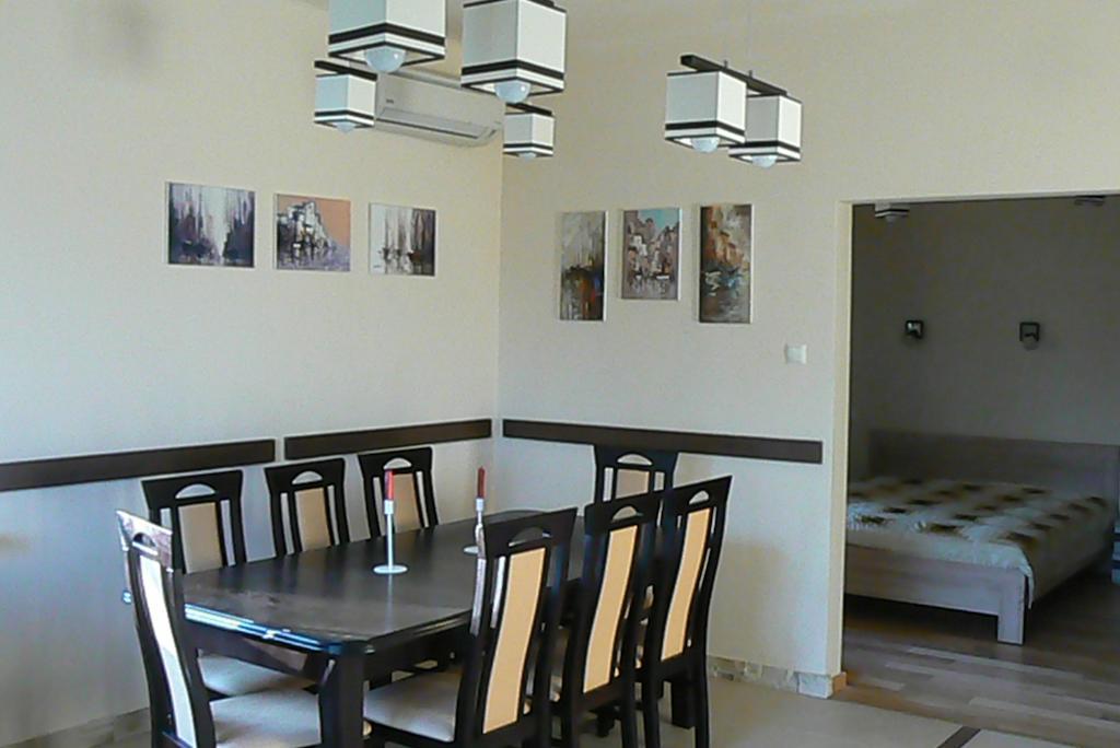 Wama Nowa Wies (Pruszkow) Quarto foto